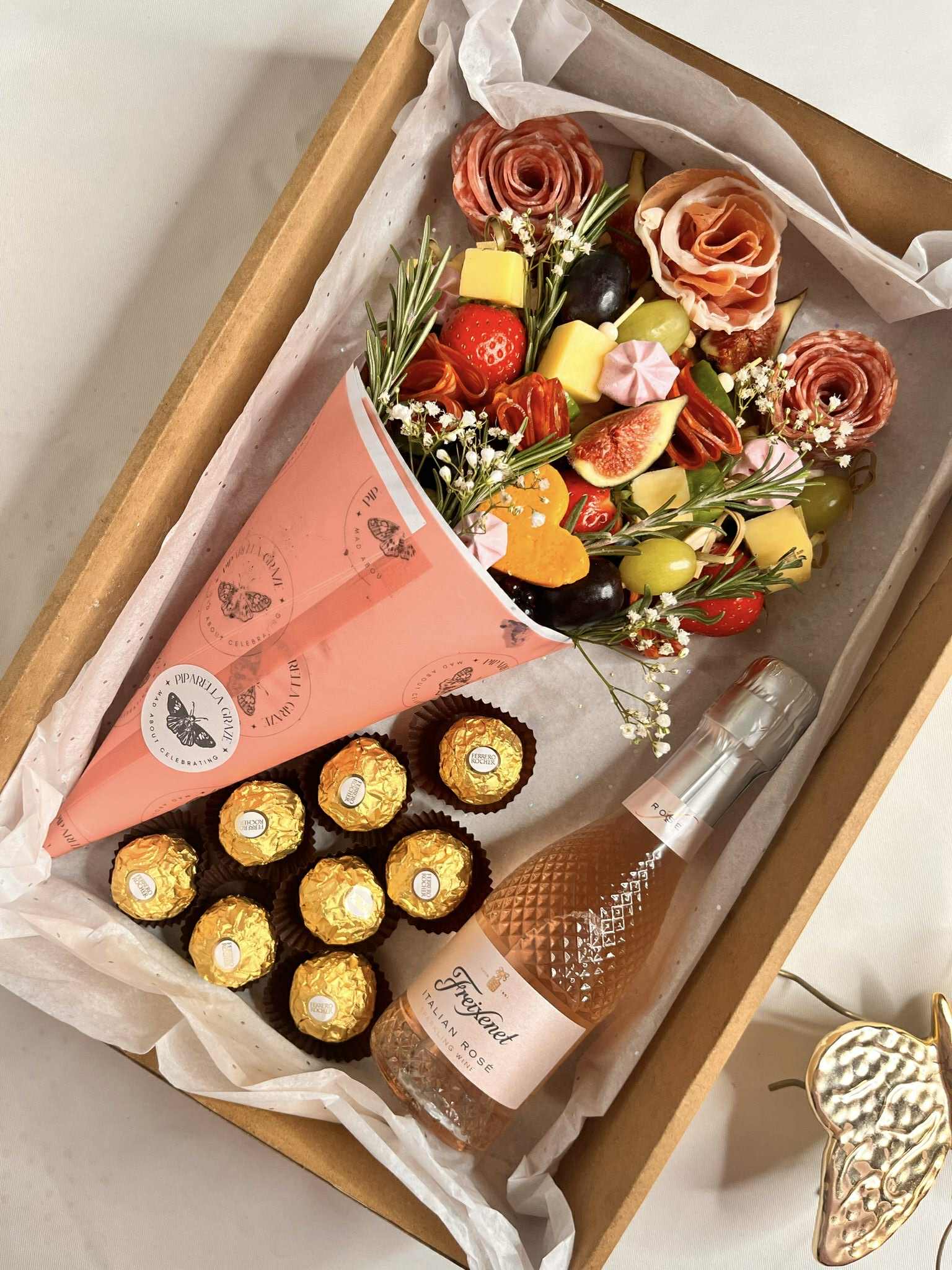 3703e8d8 46fa 4c6b 9099 a769538010de